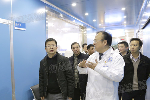 兰长贵等专家参观“白癜风临床研究中心”