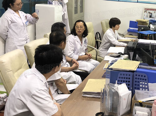 住院部办公室与杨海珍欧教授交流